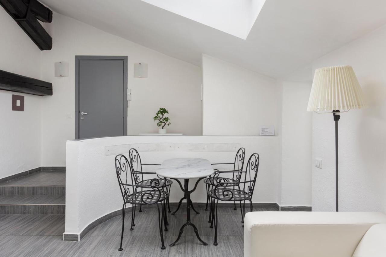 ميلان 2 Bedroom 2 Bathroom Apt - Duomo 1 المظهر الخارجي الصورة