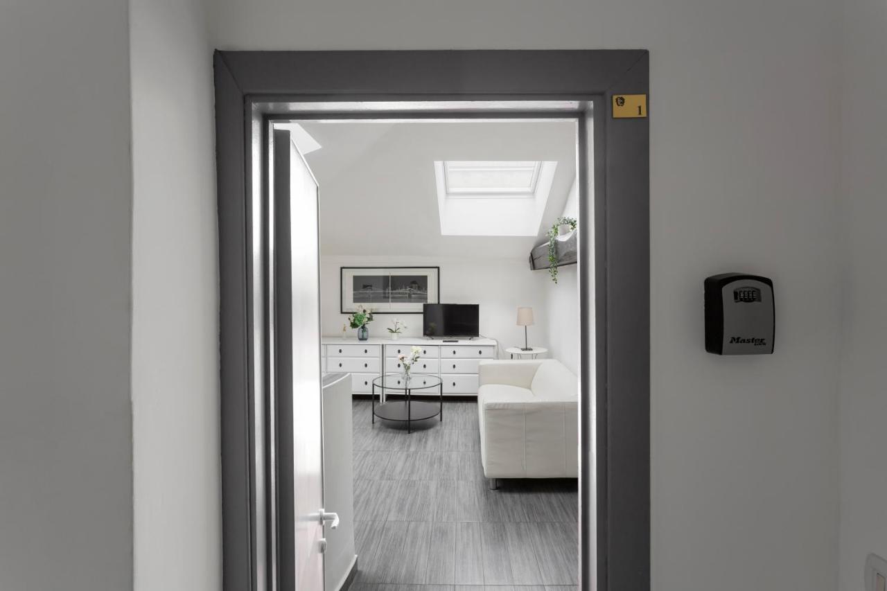 ميلان 2 Bedroom 2 Bathroom Apt - Duomo 1 المظهر الخارجي الصورة